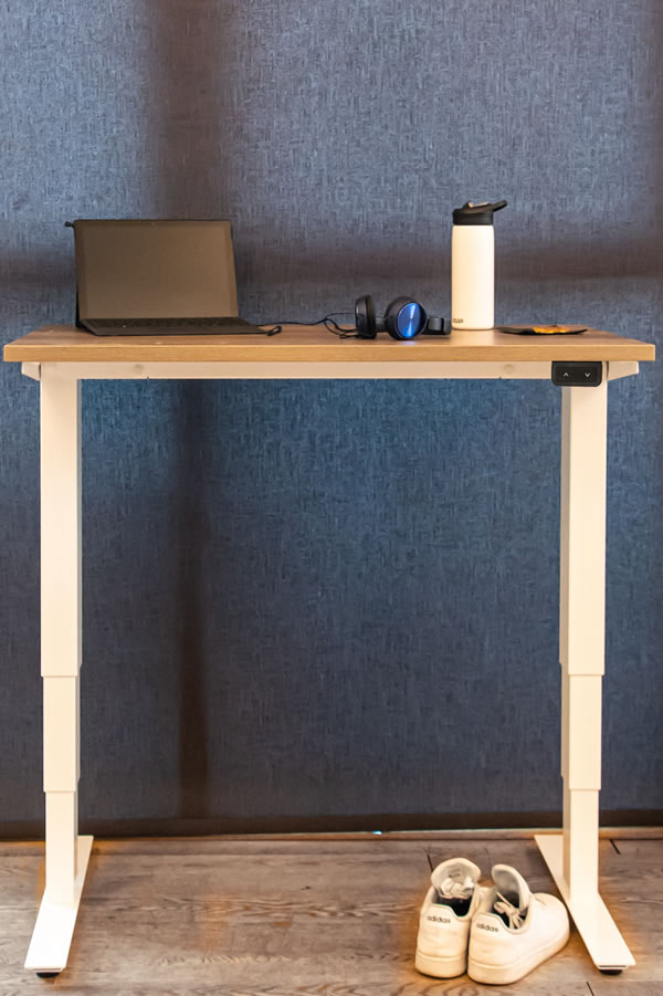 Adjustable desk on sale small space