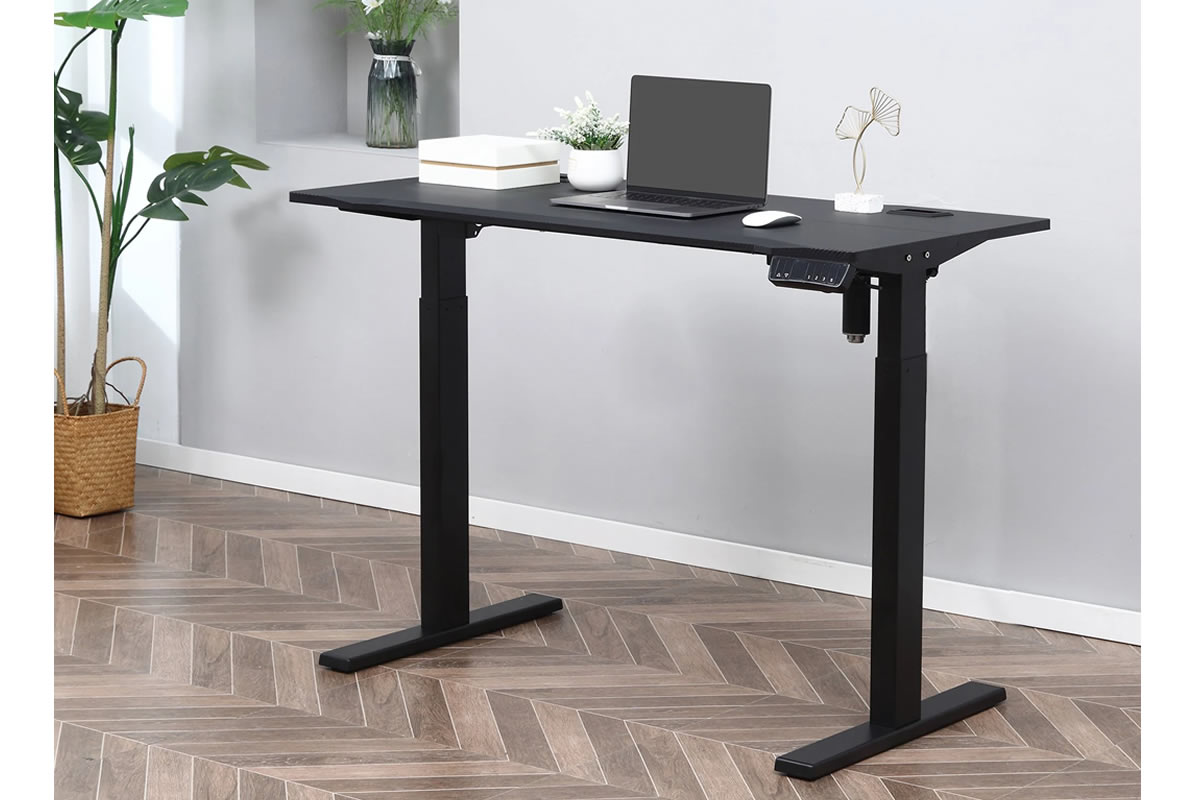 Adjustable height clearance desk black