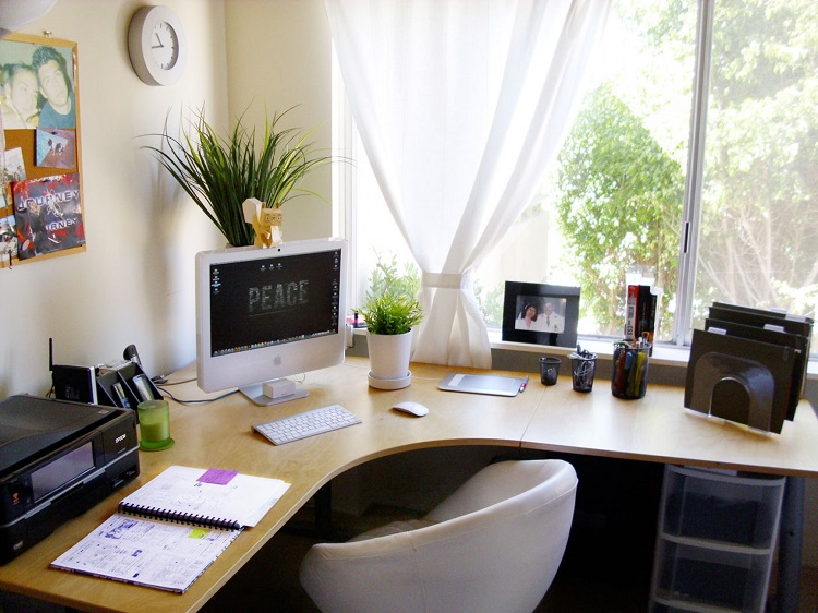 15 Ways to Make Your Home Office Space More Comfortable